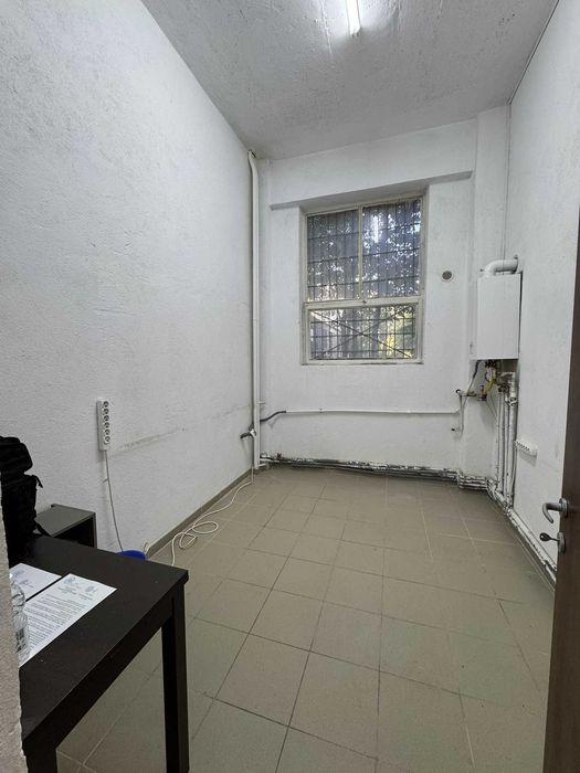 Spatiu Comercial Viitorului-Stefan Cel Mare, 100 mp, vitrina 7 m, Direct Proprietar