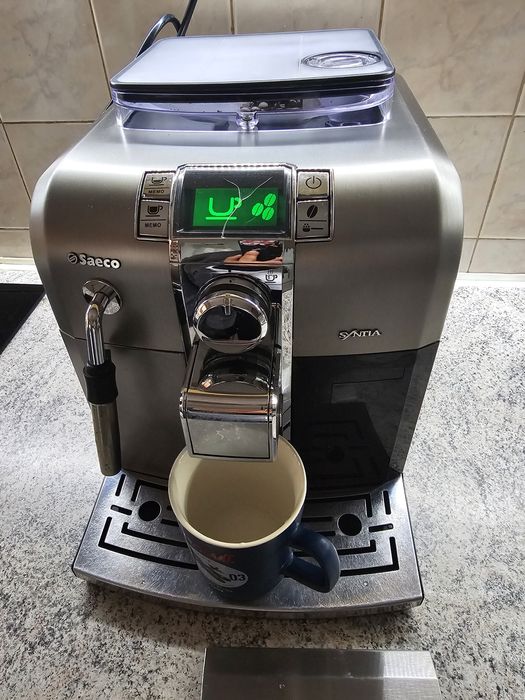Кафе машина Saeco Sintia