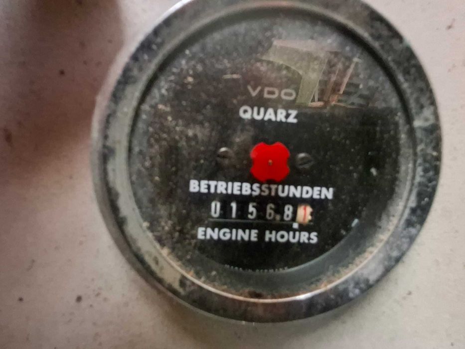 Combina Claas Dominator 48