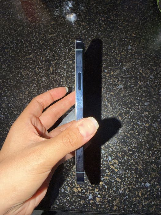 Продам Iphone 12 Pro 128 Gb