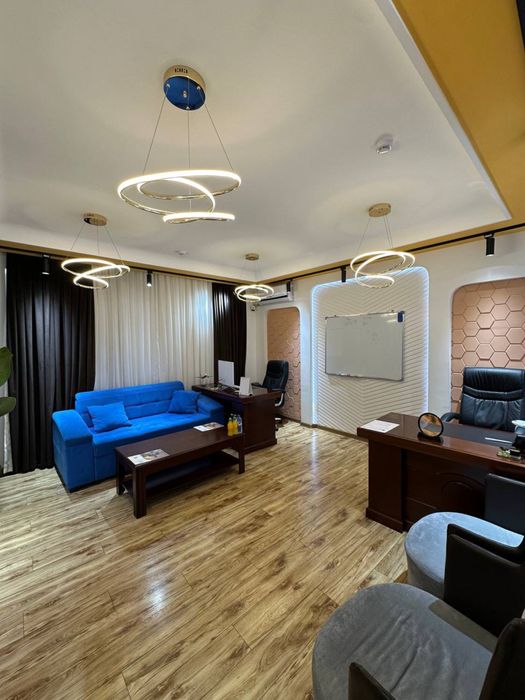 Россия Гостиница Кунаева | 100кв - нежилое помещение вдоль дороги Арен