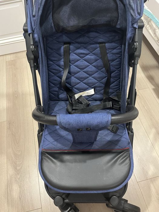 Коляска прогулочная