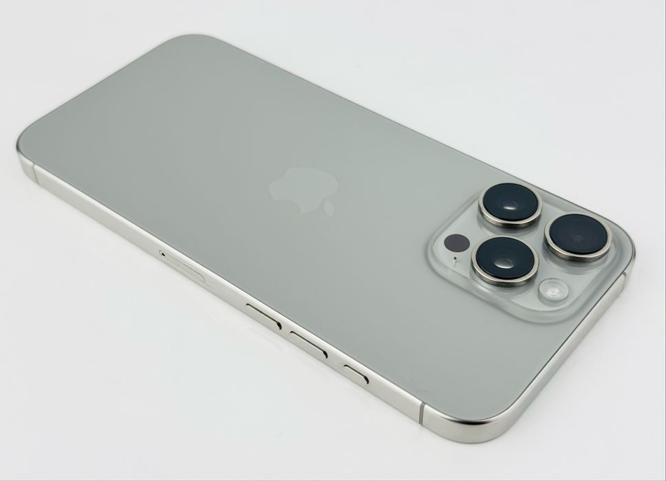 Apple iPhone 16 Pro Max 256GB Natural Titanium 100% Батерия! Гаранция!