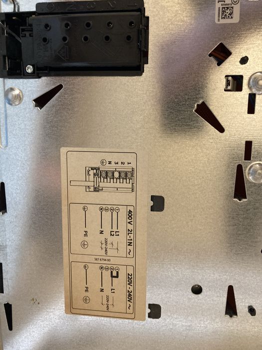 Электрическая плита Electrolux