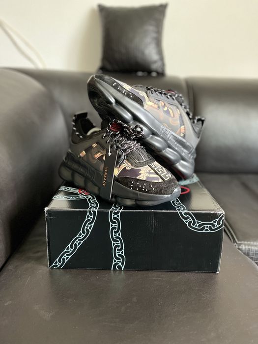 Versace chain reaction