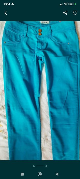 Vând blugi noi fără etichetă