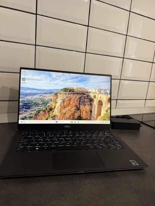 Dell XPS 13 9305 Intel i5-1135G7 8GB Ram SSD 512