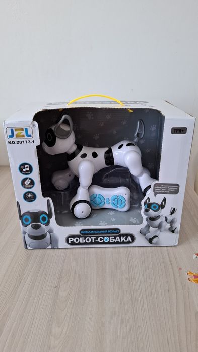 Продам робот собака 3+