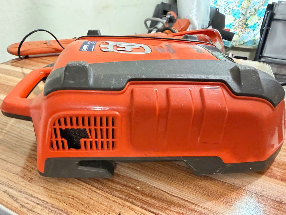 Husqvarna BLi950X 36V 31.1Ah професионална ранична батерия