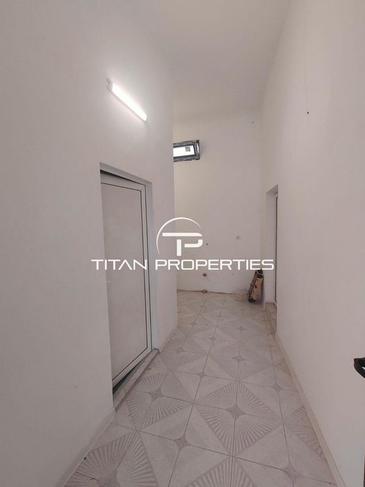 Дава се под наем Магазин в Несебър - 100 кв.м за 847.62 € - Снимка #2