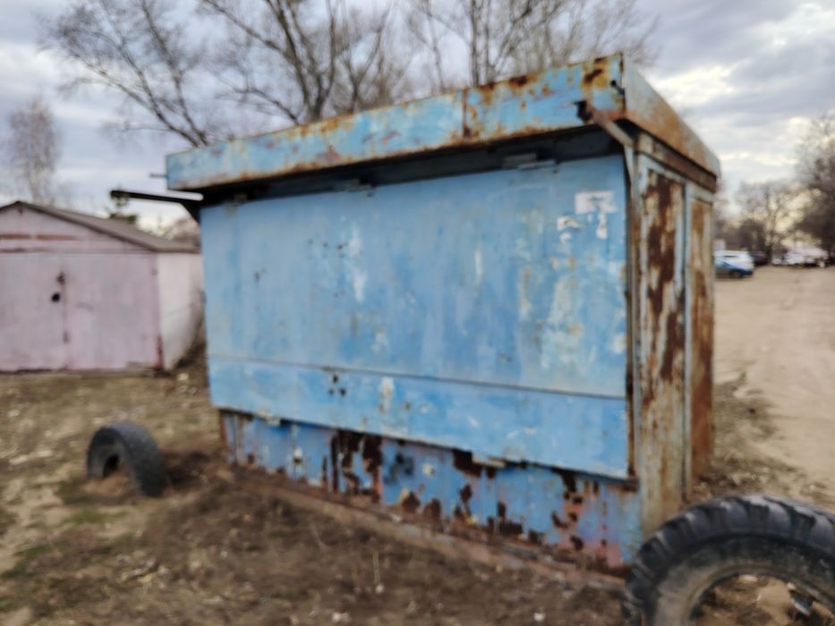 Продам Киоск железный.