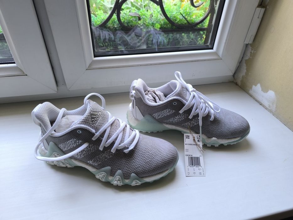 Женские кроссовки Adidas, оригинал. Куплены и привезены из Америки(39)