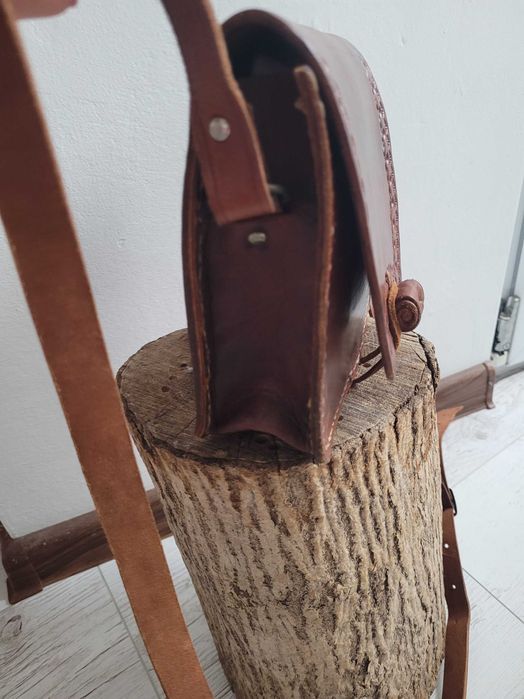 Poseta vintage, din piele naturala, antichizata, stare excelenta