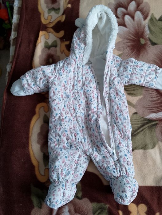 Combinezon bebeluș 3-12 luni