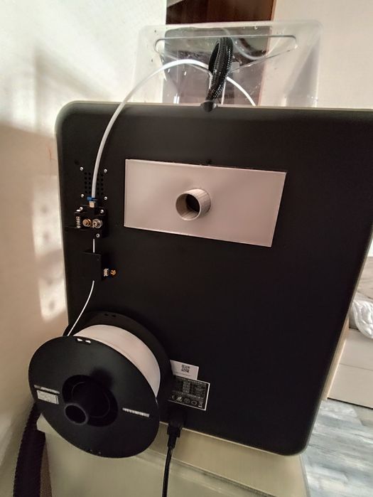 Продам 3д принтер creality cr-200b. Отличное состояние