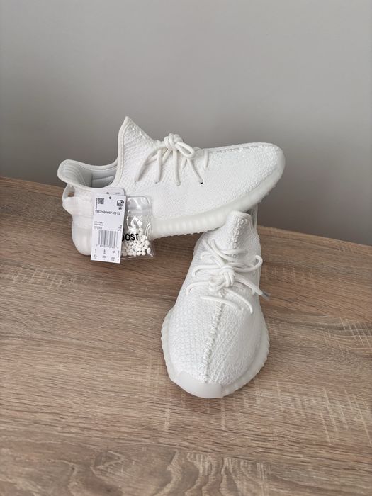 Adidas Yeezy boost 350 v2