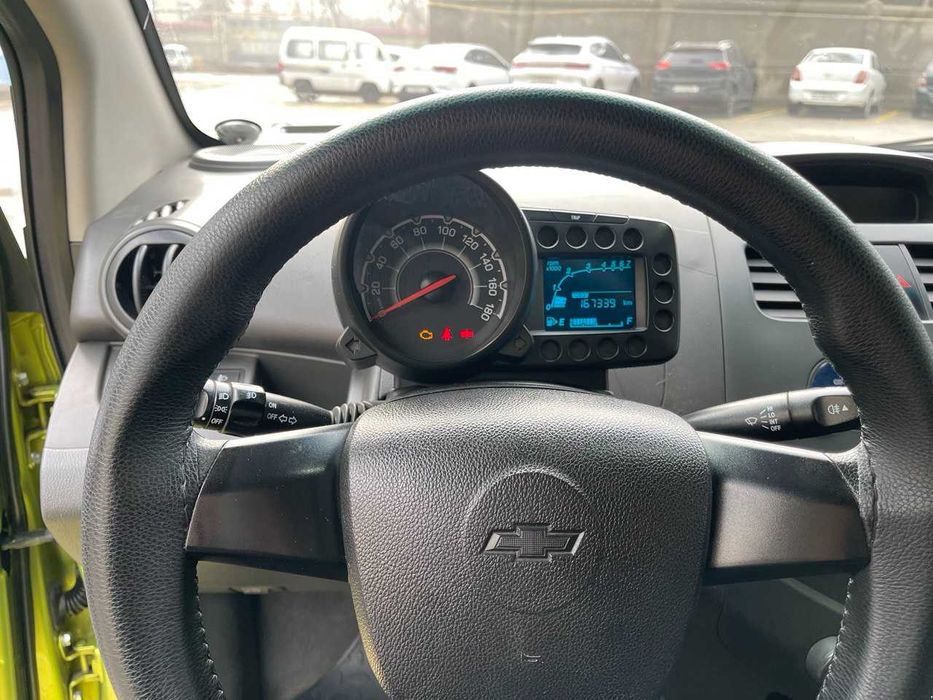 Spark (2012) 1L/AT sotiladi