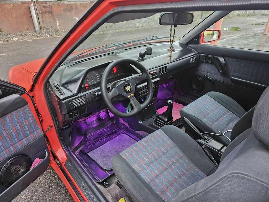 Mazda 323 bg 1993