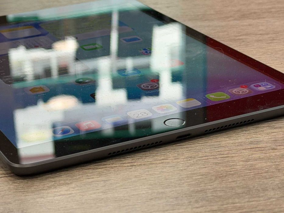 Apple iPad 8-мо поколение 128GB Wi-Fi