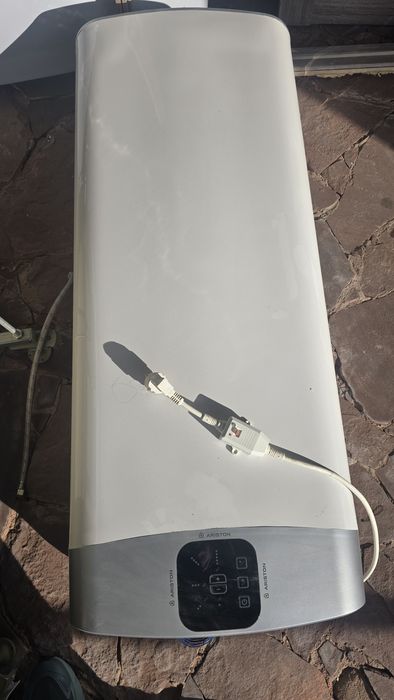 Бойлер Ariston 100L