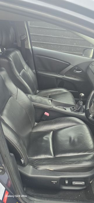 Interior piele toyota avensis t27