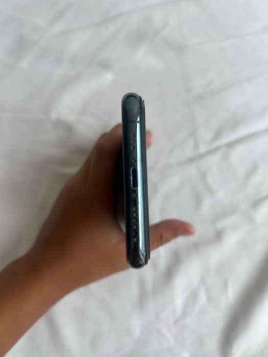 iPhone 11 pro , 64 akb