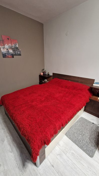 Червен вълнен губер /китеник/ с размери 170 см./220 см.