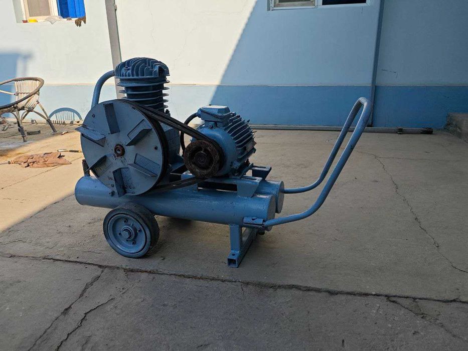 Компрессор 380волт б/у  ссср