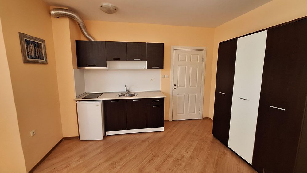 Продава се Едностаен апартамент в к.к. Слънчев бряг - 42 кв.м за 1072 €/кв.м - Снимка #2