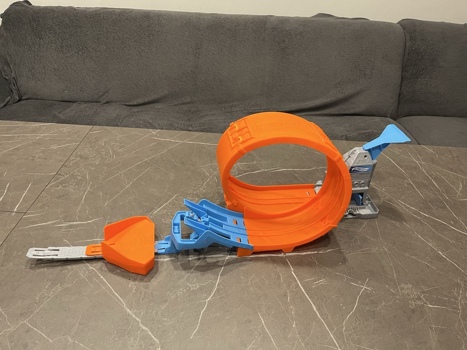 Hot wheels  piste si masini