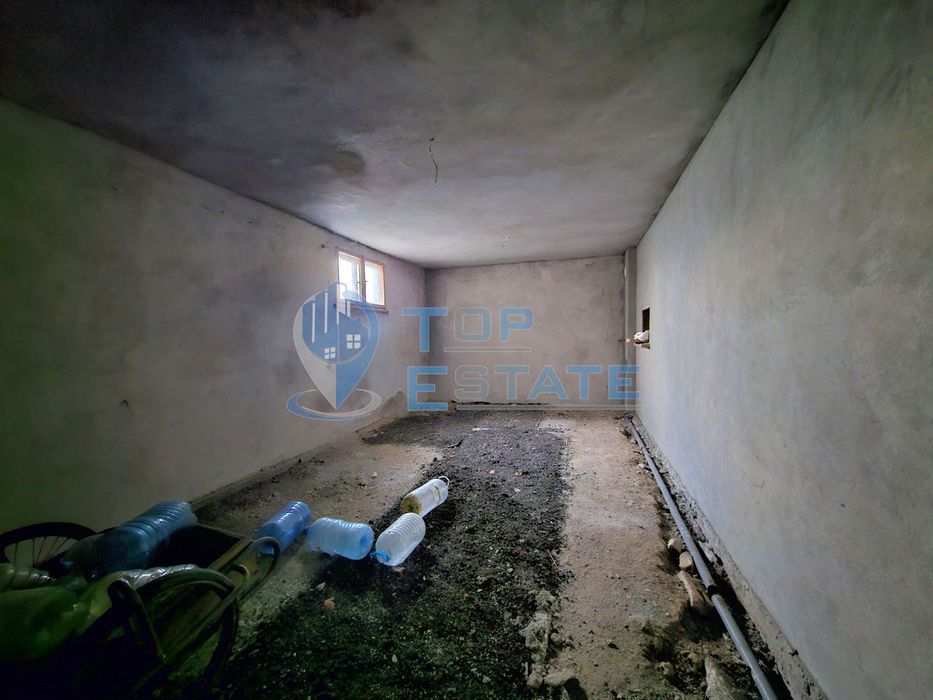 Продава се Къща в с. Пейчиново, Област Русе - 200 кв.м за 57 €/кв.м - Снимка #7