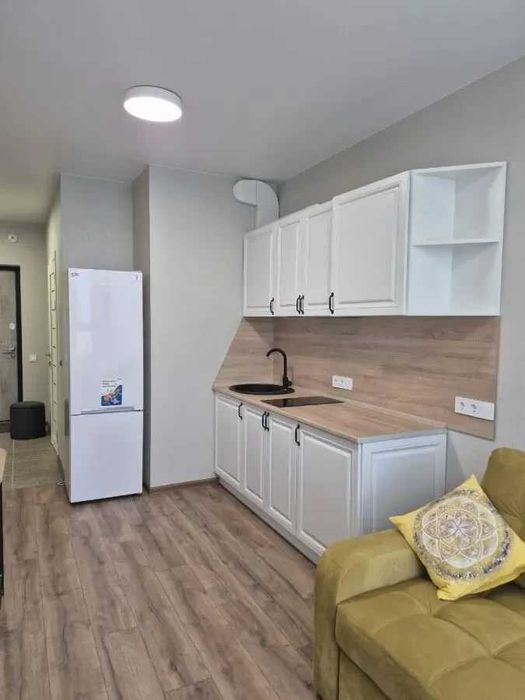 Дава се под наем Двустаен апартамент в София, Център - 56 кв.м за 433.5 € - Снимка #1