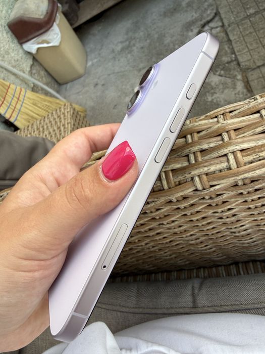 iPhone 17 256GB Lavender | 100% Battery Health | Като нов | Гаранция