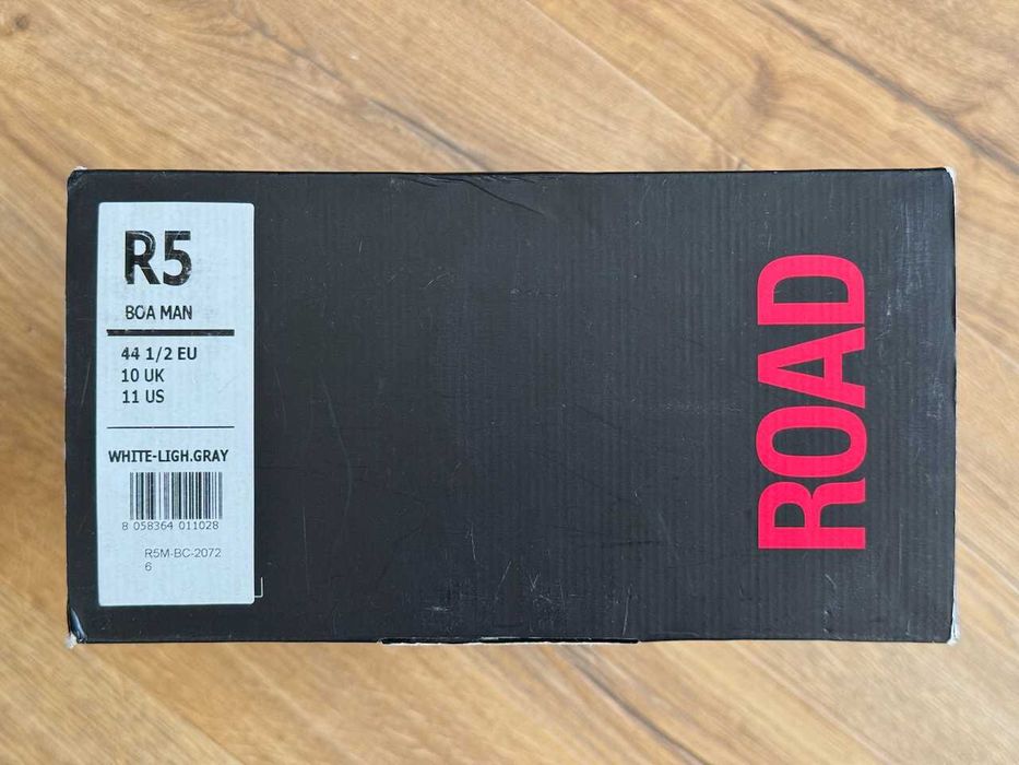 Pantofi ciclism Fizik R5B mărimea 44 1/2