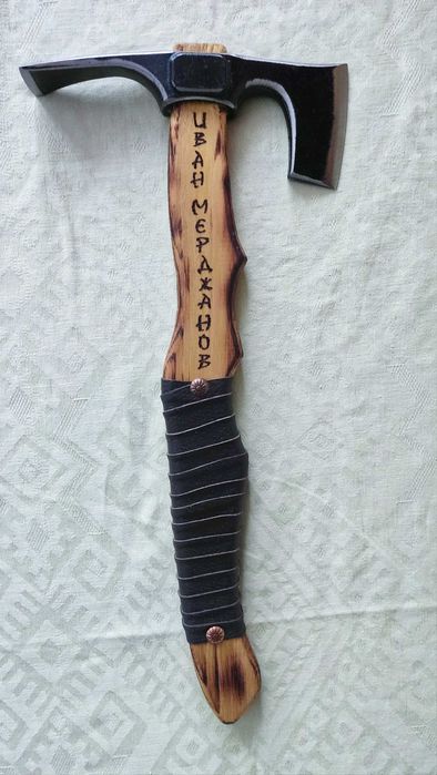 Киркобрадва със стойка за стена - ръчна изработка