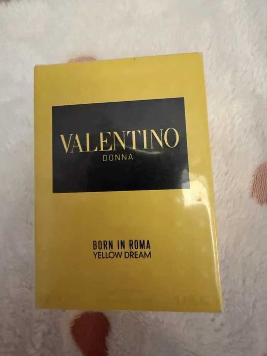 Valentino Born in Roma Yellow Dream (Buc/En Gross)
