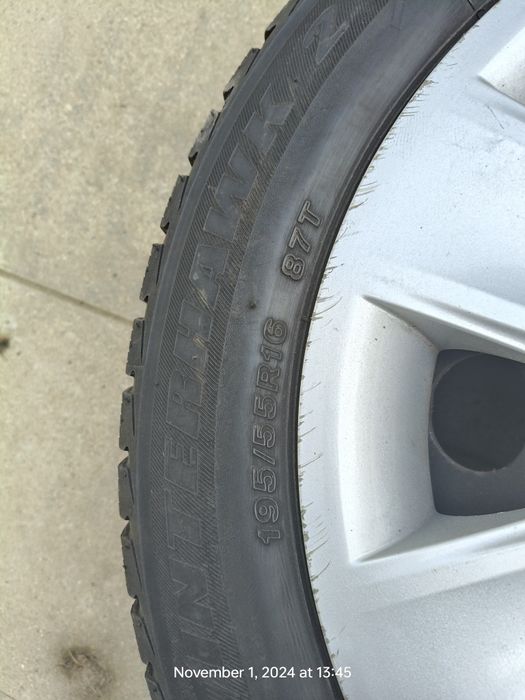 Vând 4 Roți de iarnă 195/55R16 87 T