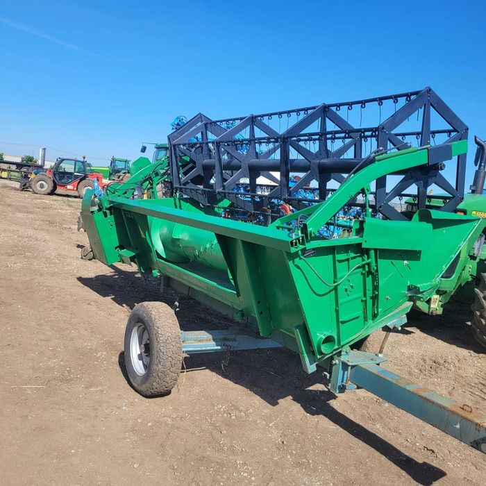 Header John Deere, carut transport