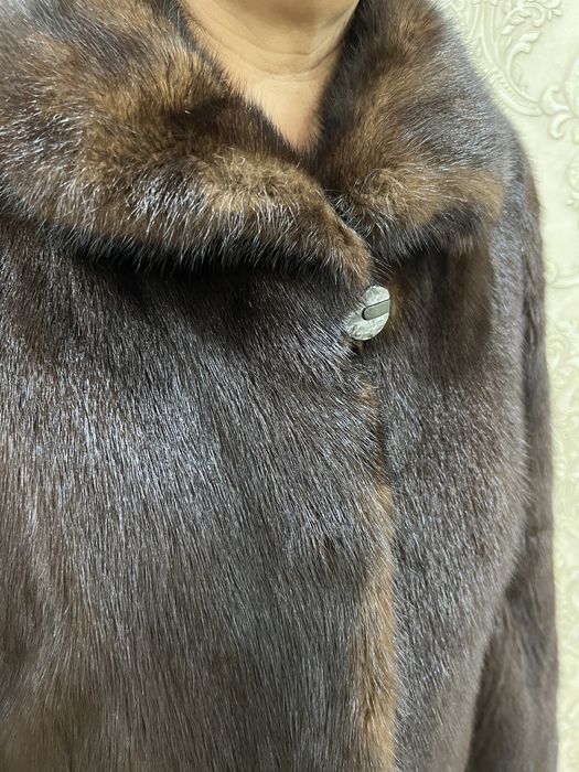 Шуба норковая продам