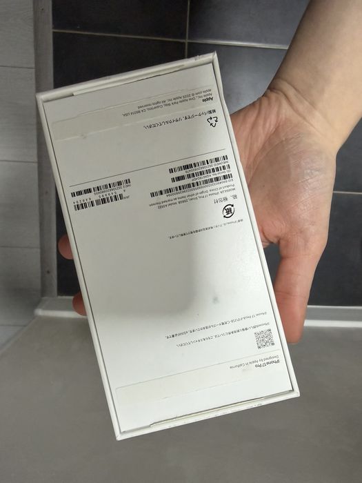 IPhone 17 pro на гарантии
