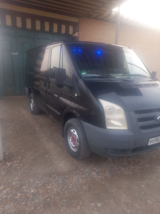 Ford sotiladi yilli 2009