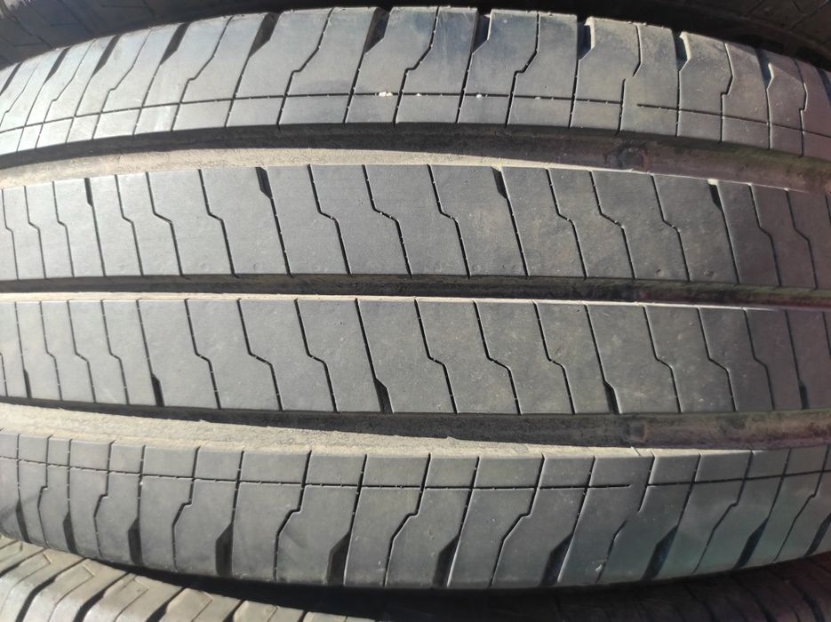 235/65/16 Continental