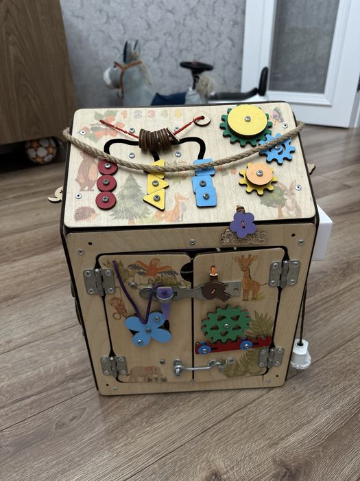 Бизидом бизиборд