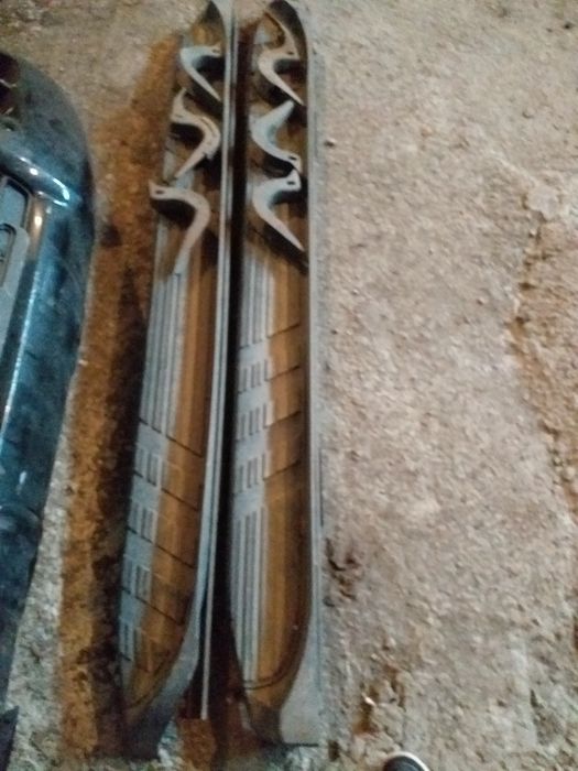 Тойота Ланд Крузер на части