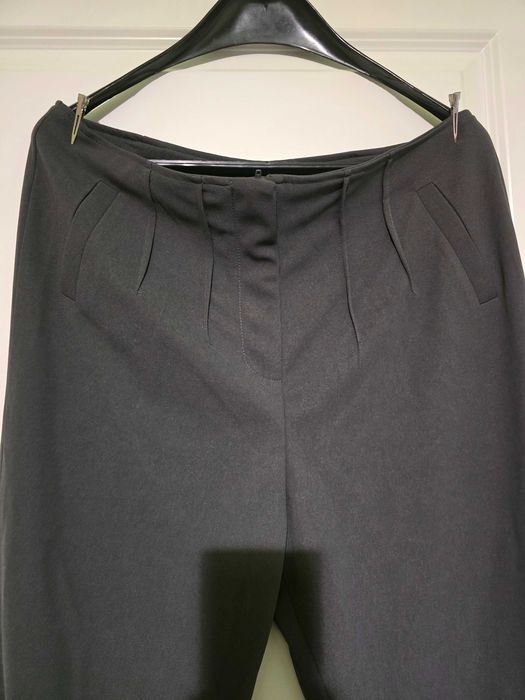 Vand 2 pantaloni XXL noi