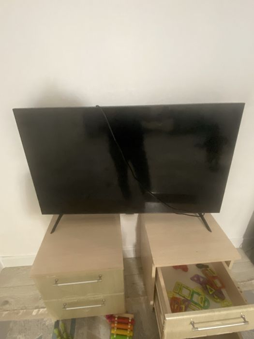 Б/у телевизор продам на запчасти