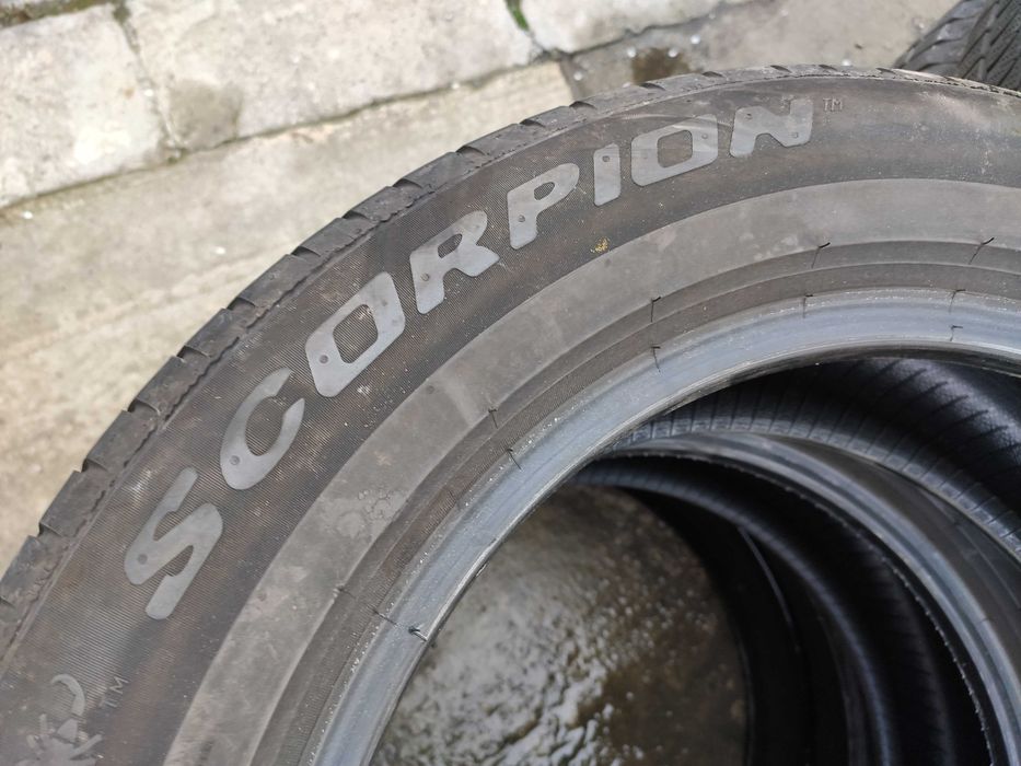 2бр Летни гуми 235 55 18 - Pirelli