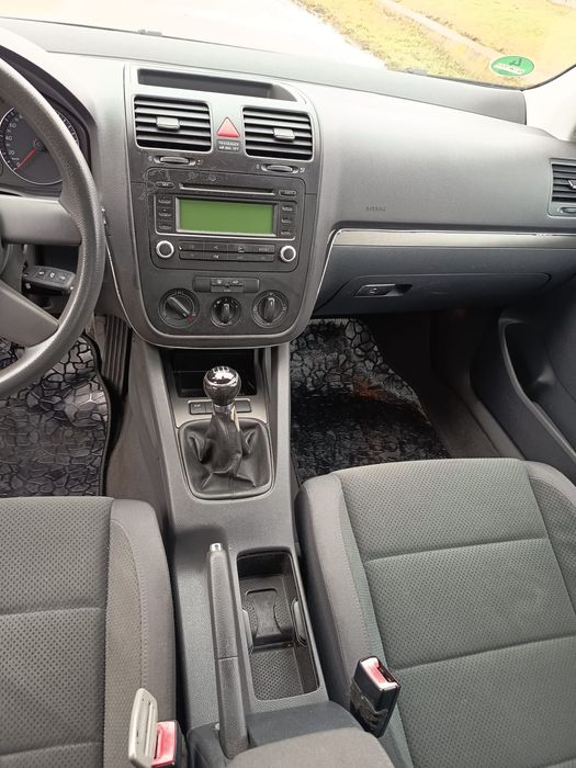 Vând Golf 5, 1.4 benzină