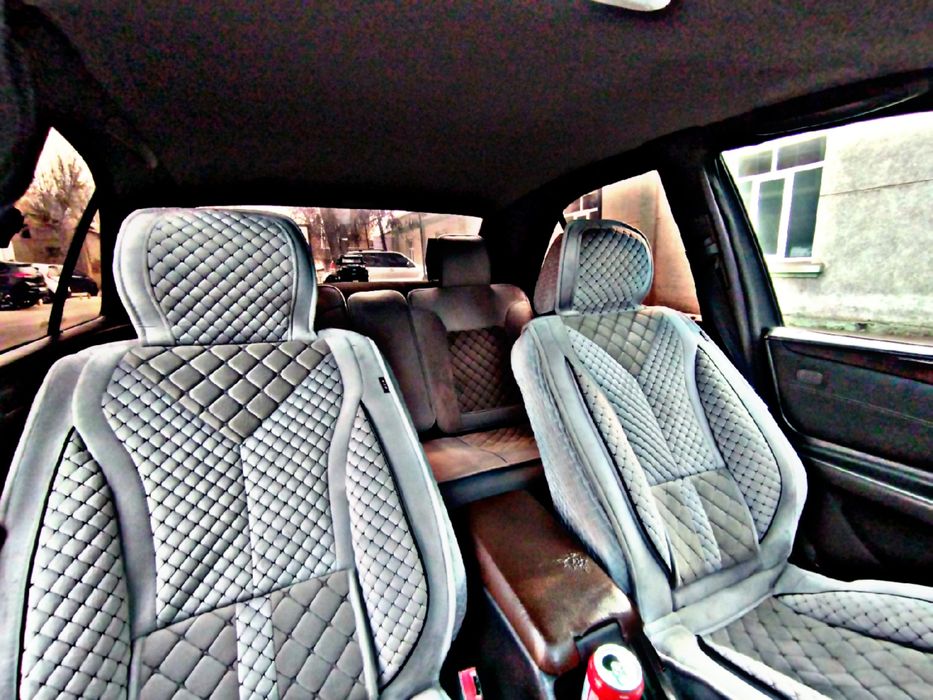 Mersades 210 xolati yaxshi 1998 yil moshina yumsho 18 diskada