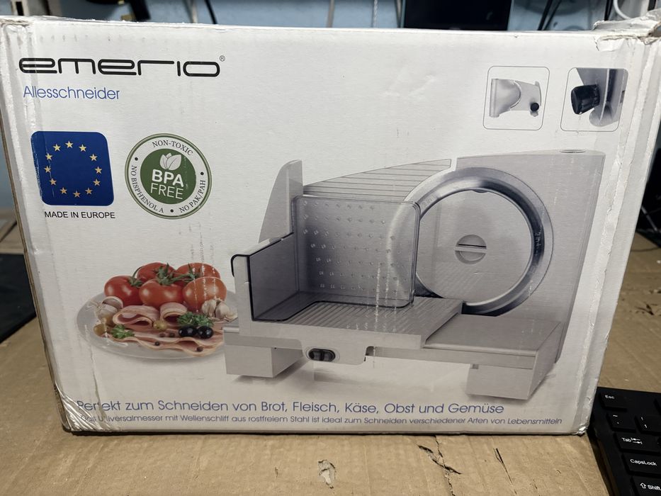 Резачка за колбаси, кашкавал Emerio MS 110w